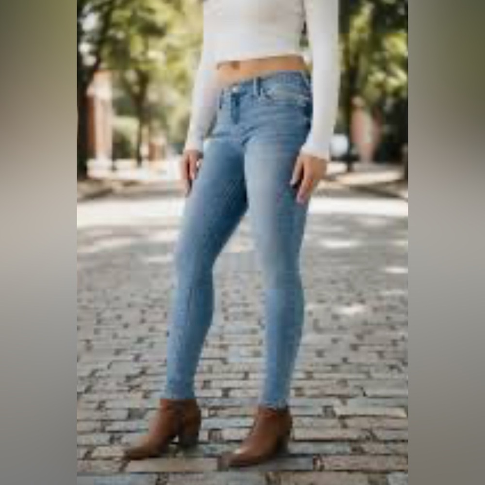 TRUE RELIGION Jennie Curvy Skinny jeans size women’s 32